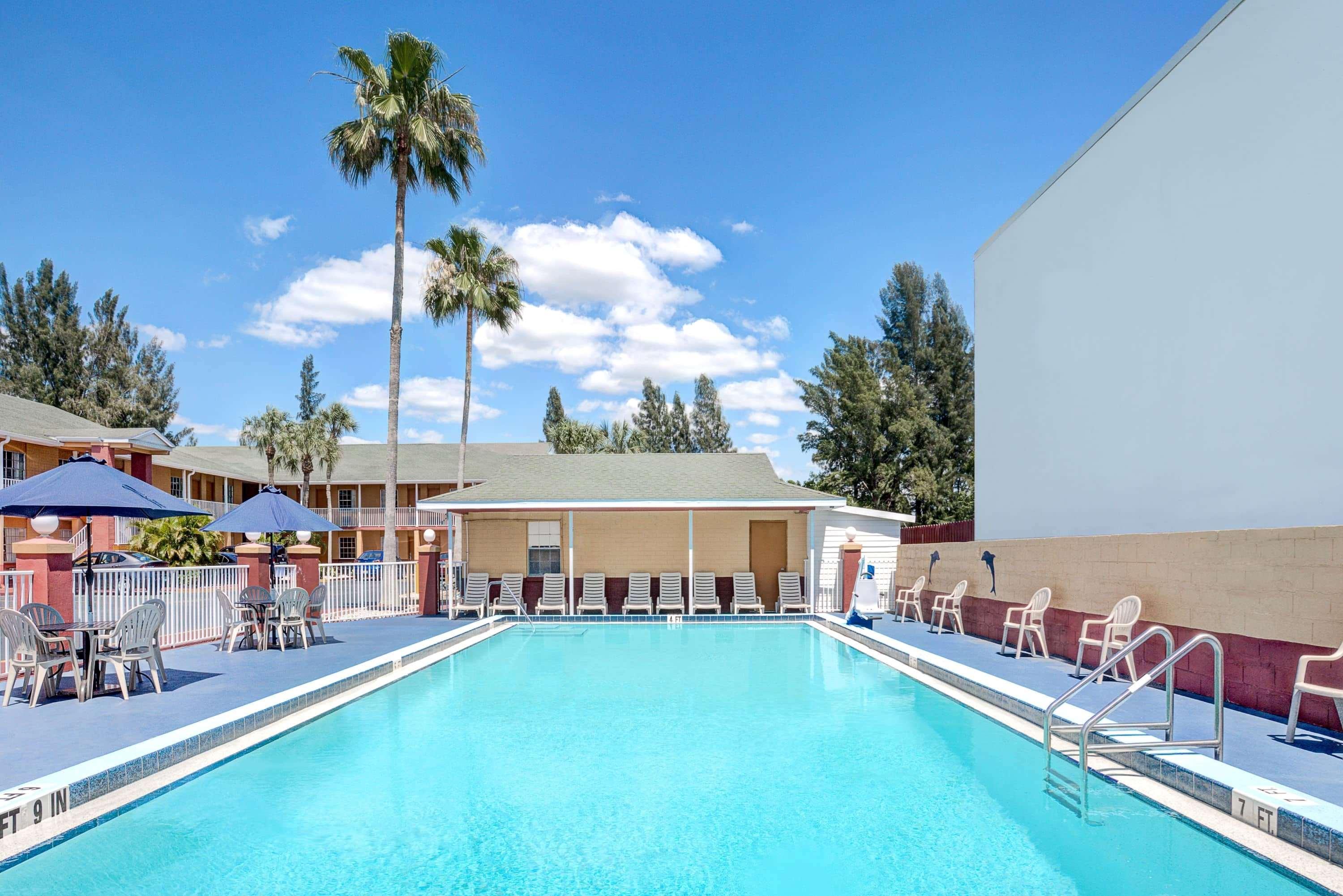 Howard Johnson By Wyndham Ft. Myers Fl Fort Myers Kültér fotó